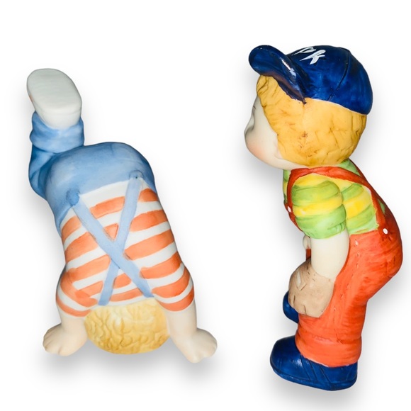 1984 Cabbage Patch Kids Porcelain figurines 
4 Figurines. 2 boys & 2 girls. - Picture 2 of 11